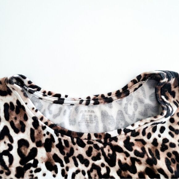 Alia Plus Size Sweater Top Leopard Print Side Slit Women's 2X Soft Stretchy - Picture 4 of 8